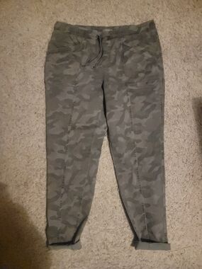 Camo Drawstring Jogger Pants - Olive Green
